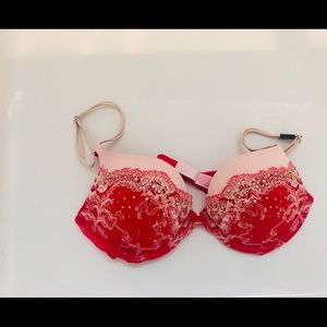 Victoria Secret NWT bra